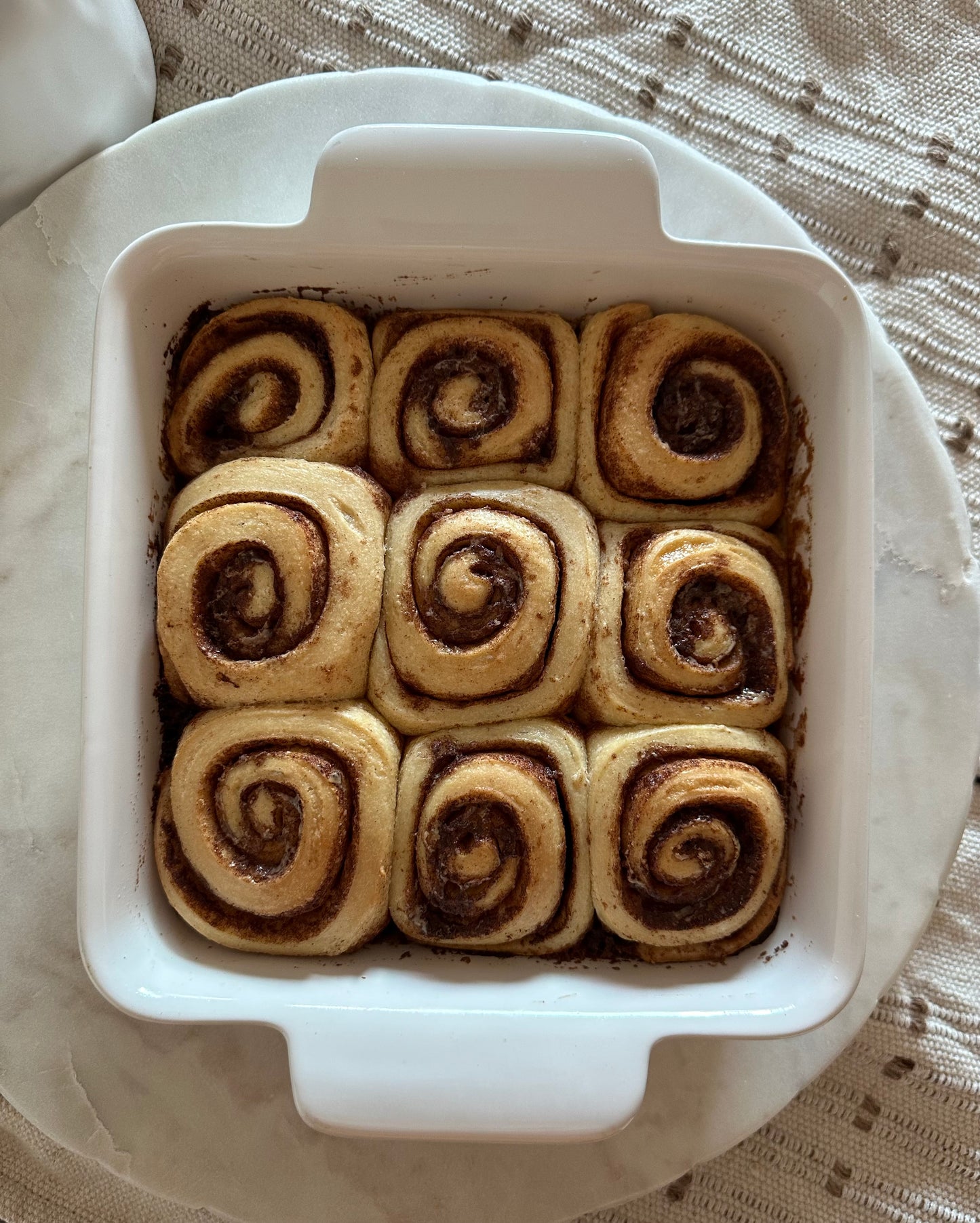 CINNAMON ROLLS WITH A CREAM CHEESE FROSTING (SOURDOUGH/YEAST)